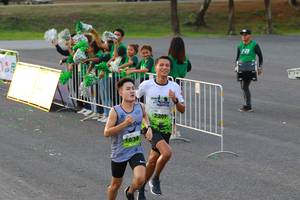 BIB: 22091, 630
                            <button type="button" onclick="openModal(3531082)" class="btn btn-primary btn-sm float-right btn-popup" data-toggle="modal" data-target=".modal-high-quality">
                        <i class="fas fa-shopping-cart"></i> Add to Cart
                    </button>
                                            <button type="button" onclick="isThisMe(3531082, true)" class="btn btn-success btn-sm float-right btn-popup btn-isme hidden" data-toggle="tooltip" data-placement="bottom" title="นี่คือรูปของคุณใช่ไหม คลิกที่นี่เพื่อเอาเข้าอัลบั้ม">
                        <i class="fas fa-plus"></i> Add to album
                    </button>
                    <button type="button" onclick="isThisMe(3531082, false)" class="btn btn-warning btn-sm float-right btn-popup btn-isnotme hidden">
                        <i class="fas fa-ban"></i> Remove from album
                    </button>